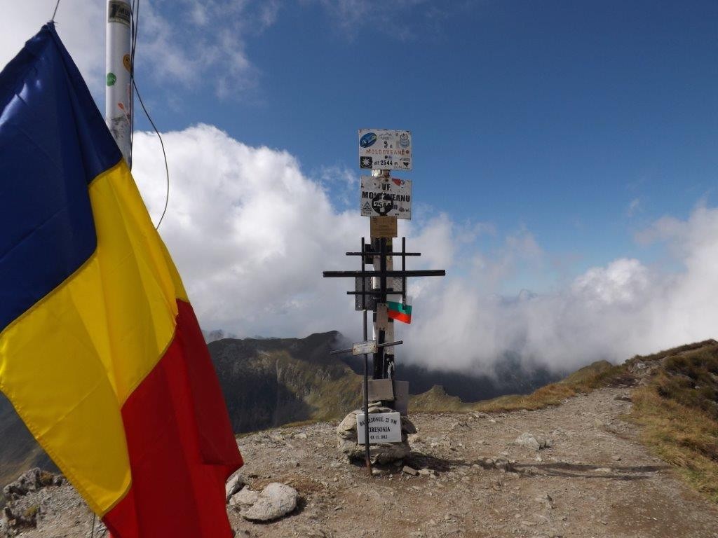 Varful Moldoveanul - Muntii Fagarasului